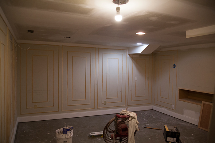 The-Makerista-One-Room-Challenge-Metrie-Walls-Moulding-Primer-Progress-IMG_4159